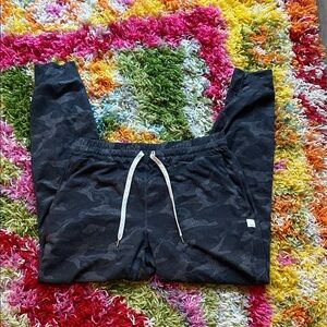 Vuori Halo Dreamnkit Black Camouflage Jogger Pants